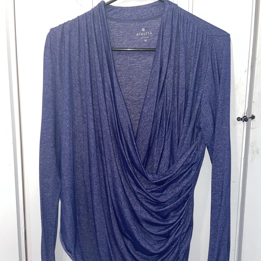 Athleta long sleeved top